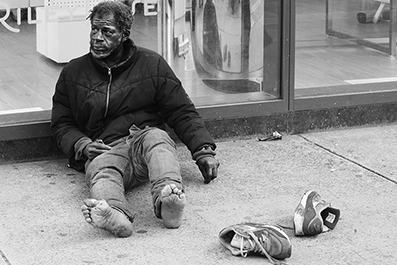 Homeless : Street Life : New York : Personal Photo Projects : Photos : Richard Moore : Photographer